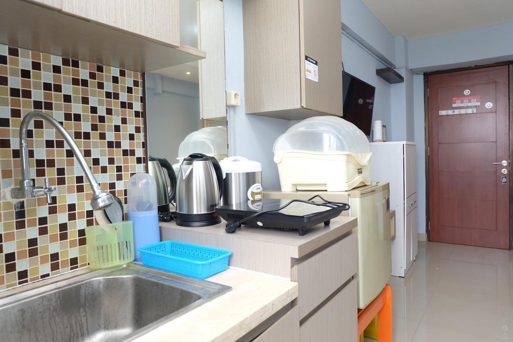 Apartemen And Strategic Kebagusan By Travelio